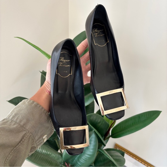 Roger Vivier Trompette Leather Pumps, Black, size 35.5 - Picture 1 of 15